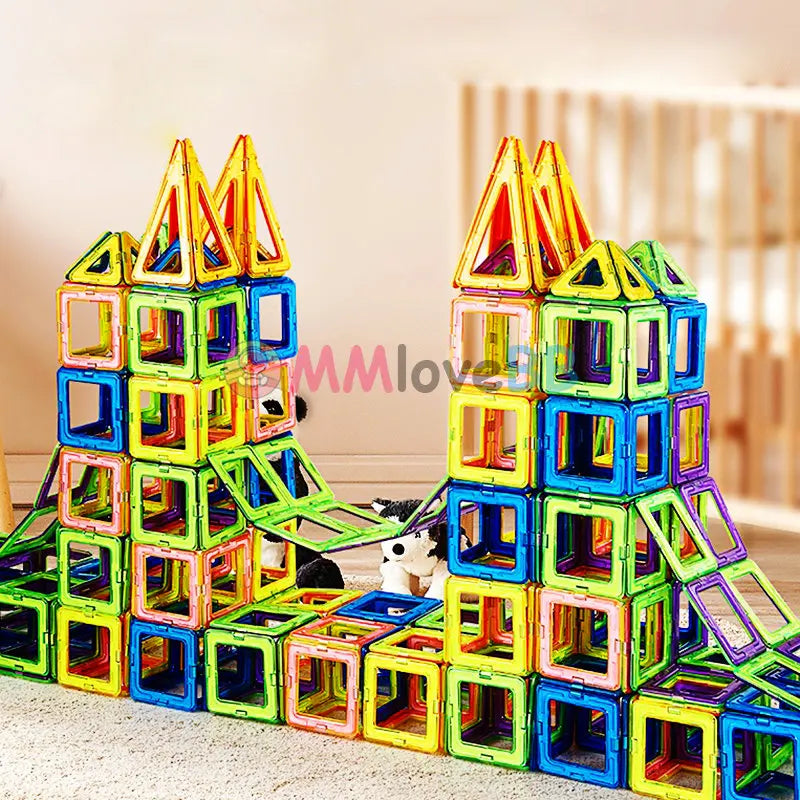 🧲 MagneBlox™ Builder Set — Spark Creativity with Every Click!